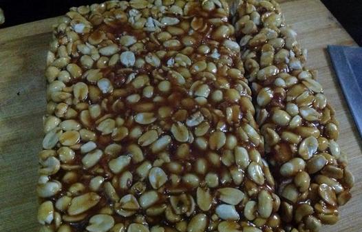 peanut brittle