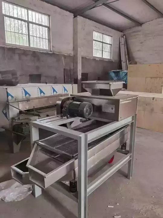 双辊坚果切割机