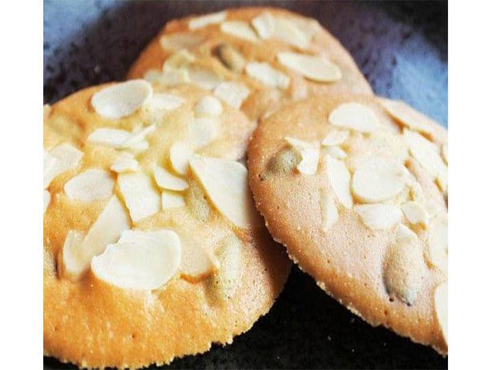 Almond slice cookies