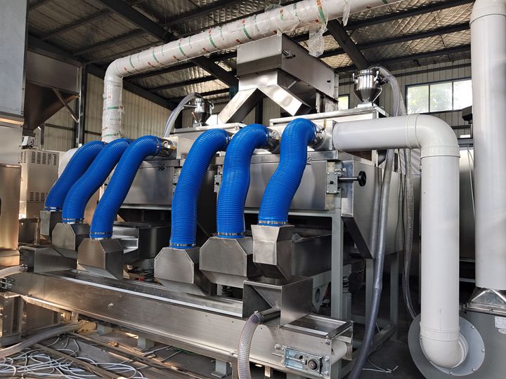 Machine d’épluchage des fèves de cacao