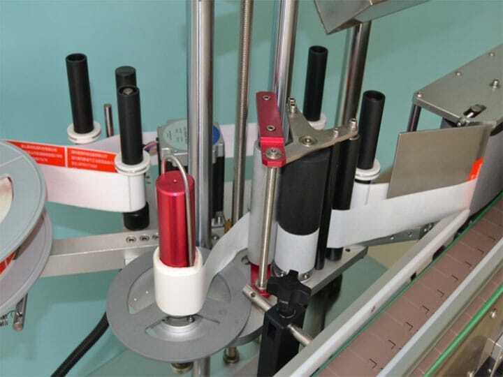 labeling machine details