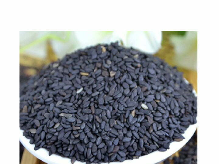 black sesame seeds