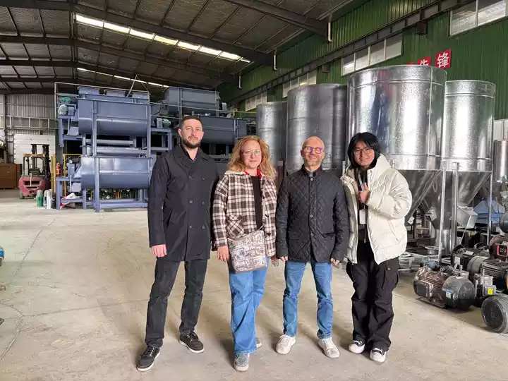 สายการผลิตอาหารสัตว์ของรัสเซีย