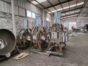 Planetary stirring cooking pot